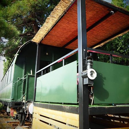 La Gare De Millas Luaran gambar